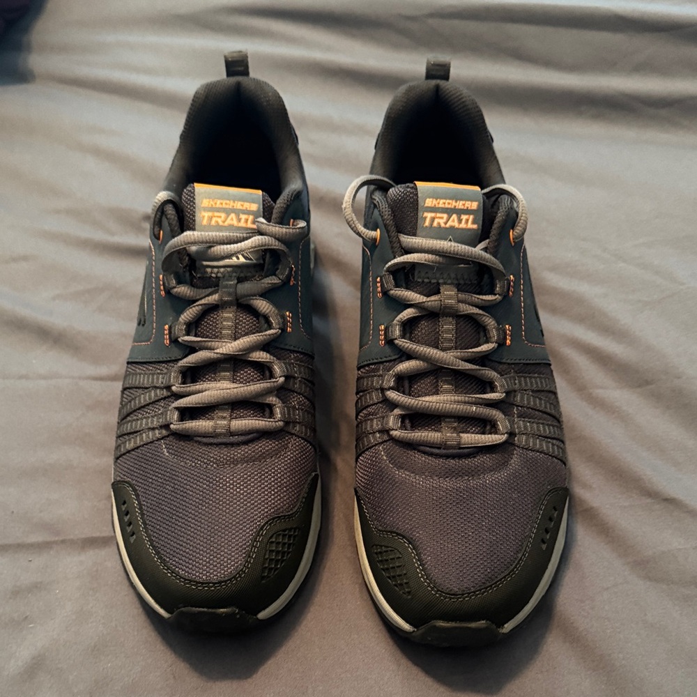 Skechers Men's Gray and Black Trail Shoes-NEW, never worn